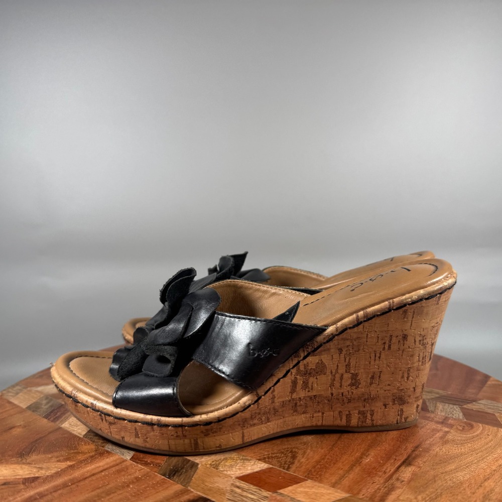b.o.c. Born Concept Women 7M Black Leather Flower Wedge Slide Sandals Z13603 - Picture 3 of 7